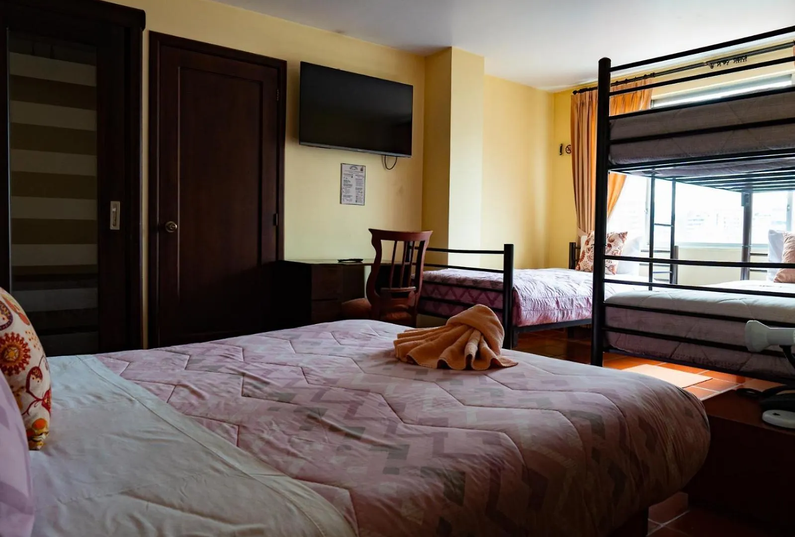 Hotel Casa Kolping Quito